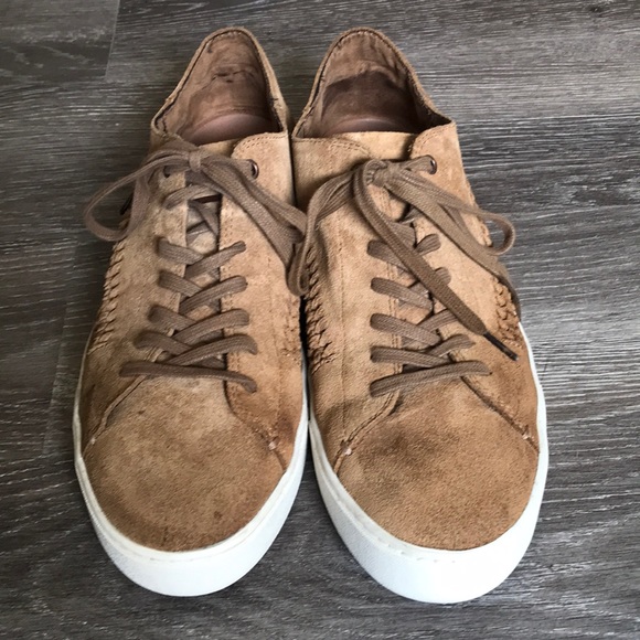 Toms - Picture 2 of 16